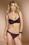 Denizli escort ile şömine karşısında ateşli kaçamak
